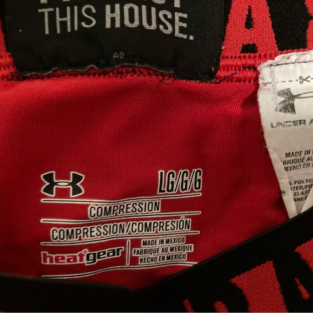 Under Armour HeatGear Compression Shorts in Bold Red